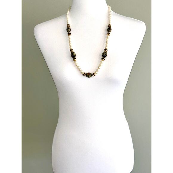 Vintage Japanese Faux Pearl Enamel Floral Beaded Statement Necklace - Picture 3 of 9